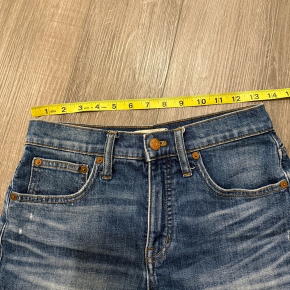 MADEWELL High-Rise Denim Cutoff Shorts | Size 25 | Indigo blue - Picture 6 of 7
